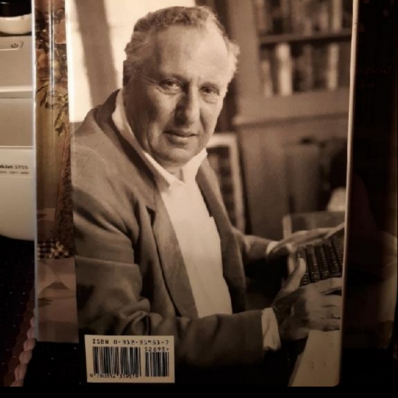 PR of FREDERICK FORSYTH Novels style a la James Bond - Picture 10 of 11